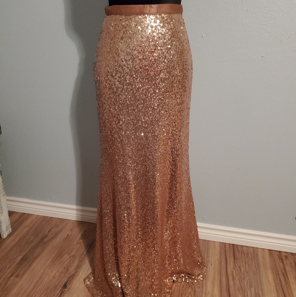 Revelry Dresses & Skirts - Gorgeous Revelry Rose Gold Sequin Bridesmaid Skirt